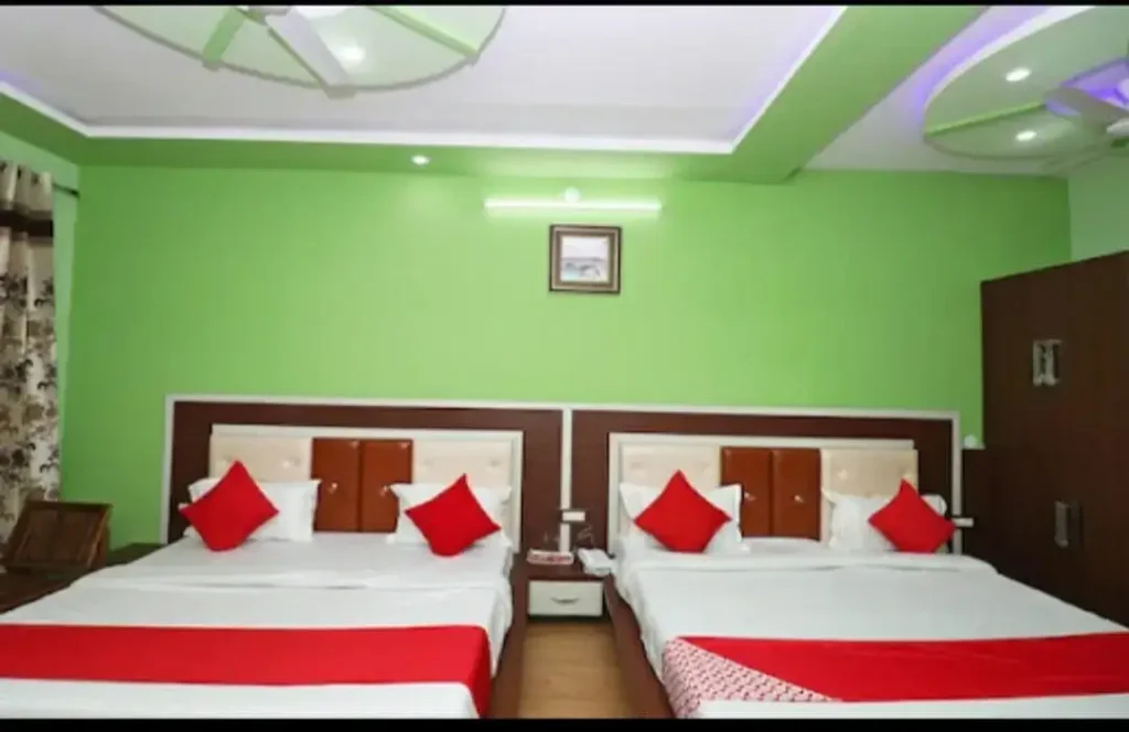 Comfortable Space for Families & Friends